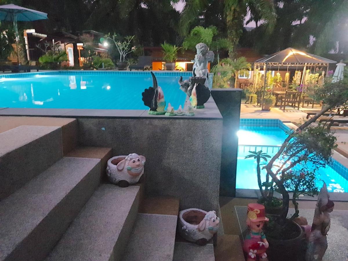 Palmthien Pool Villa Aonang Ao Nang Екстериор снимка